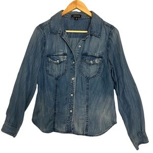 Trouve M Lyocell denim blouse in excellent condition
